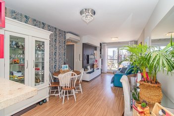 apartment em São Vicente, Rio Branco - Porto Alegre - RS