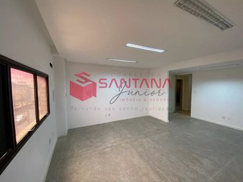 business em Avenida Luiz Tarquínio Pontes, Buraquinho - Lauro de Freitas - BA