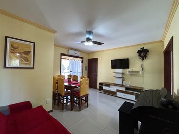 apartment em Rua Ernani Castro dos Santos, Canasvieiras - Florianópolis - SC