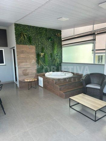 apartment em Rua Maria Dirce Ribeiro, Santa Mônica - Uberlândia - MG