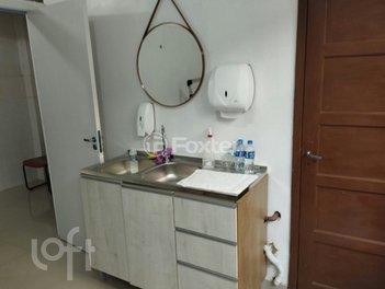 apartment em Rua Doutor Flores, Centro Histórico - Porto Alegre - RS