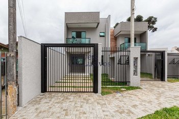 house em Rua Marmelo, Uberaba - Curitiba - PR