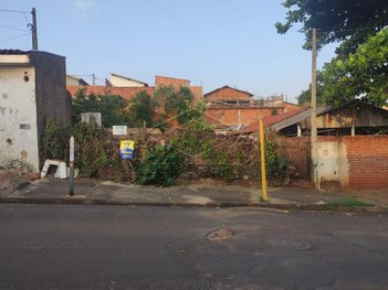 house em Rua Arnaldo Rodrigues de Menezes, Parque Jaraguá - Bauru - SP