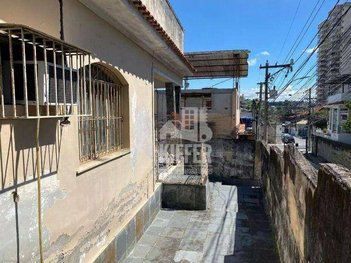house em Rua Arthur Dutra de Andrade, Centro - São Gonçalo - RJ