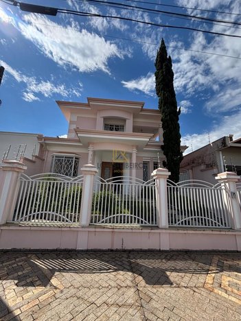 house em Rua Milton Meris Jaqueta, Vila Carmelo - Botucatu - SP