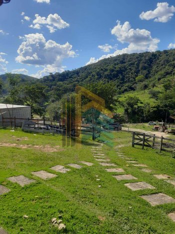 commercial_property em Rua Vitor Martins de Amorim, Andiroba (Andiroba) - Esmeraldas - MG