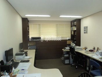 office em Avenida Carlos Gomes, Auxiliadora - Porto Alegre - RS