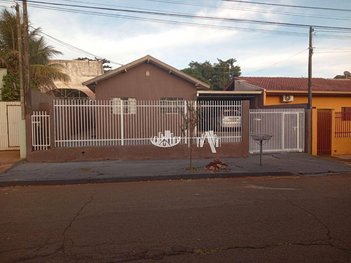 house em Rua Otávio Cesário Pereira, Cafezal - Londrina - PR