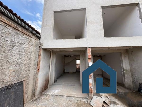 Casa com 2 quartos — Jardim Leblon, Belo Horizonte