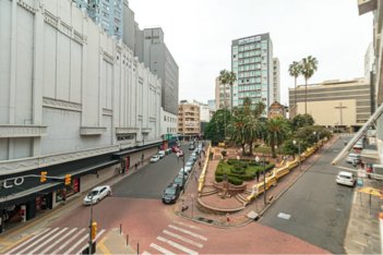 apartment em Rua Doutor Flores, Centro Histórico - Porto Alegre - RS