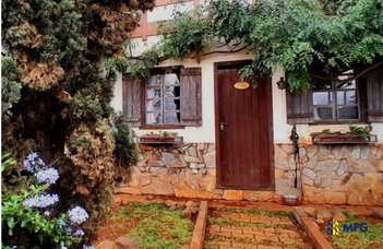 house em Rua Major Queiroz, Centro - Itararé - SP