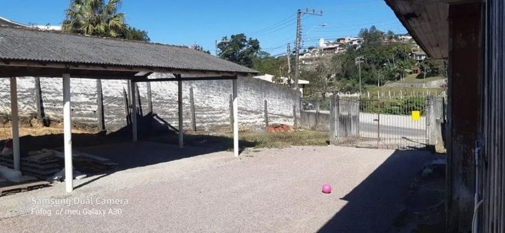Cômodo Condomínio