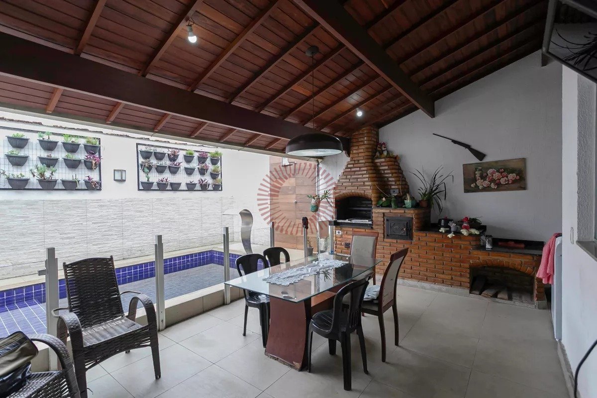Casa com 4 quartos — Jardim Atlântico, Belo Horizonte