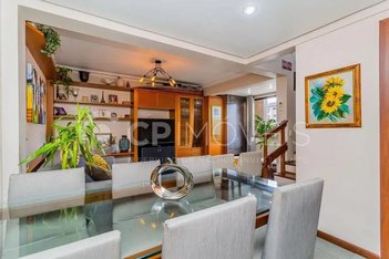 apartment em Rua Brito Peixoto, Passo da Areia - Porto Alegre - RS