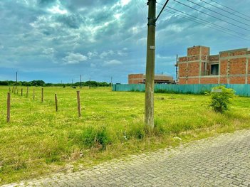 land_lot em Rua Professora Zilda Morrone, Centro - Pelotas - RS