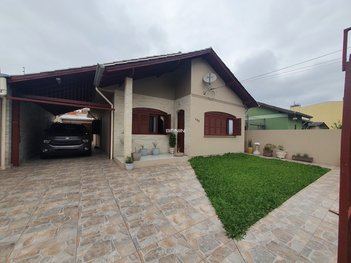 house em ALBERTO PASQUALINI, Parque Amador - Esteio - RS