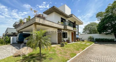 house em Rua do Gramal, Campeche - Florianópolis - SC