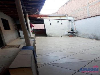 house em Rua Príncipe Pedro III H. Orleans e Bragança, Parque dos Príncipes - Jacareí - SP