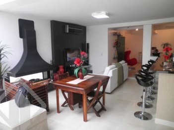 house em Rua Lloyd de Andrade Polidoro, Ipanema - Porto Alegre - RS