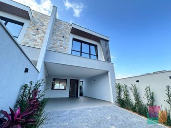 house em Rua Willibaldes Silveira de Souza, Jardim Sofia - Joinville - SC