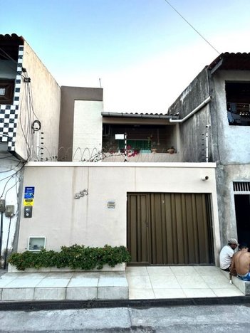 house em Rua Divina, Siqueira - Fortaleza - CE