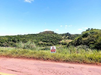 agricultural em Avenida Prefeito Wilson Rodrigues Moreira, Conjunto Habitacional Jamile Dequech - Londrina - PR