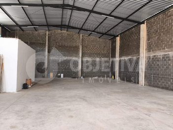 industrial em Avenida Rural, Jardim Brasília - Uberlândia - MG