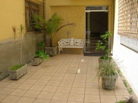 Apartamento com 2 quartos — Sagrada Família, Belo Horizonte