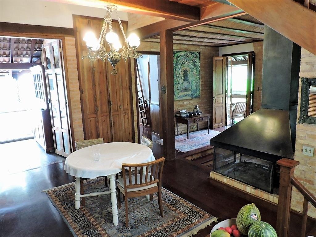 casa a venda no fazendinha - living