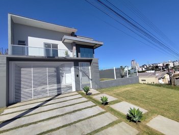 house em Rua Quatorze de Agosto - E, Presidente Médici - Chapecó - SC