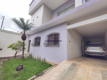 house em Avenida Churchill, Santa Efigênia - Belo Horizonte - MG