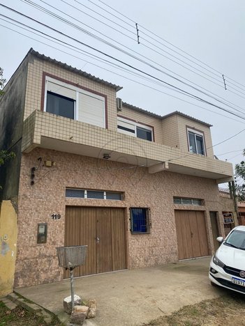house em Avenida Luiz Leivas Otero, Cassino - Rio Grande - RS
