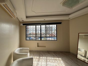 office em Rua Tupi, Passo da Areia - Porto Alegre - RS