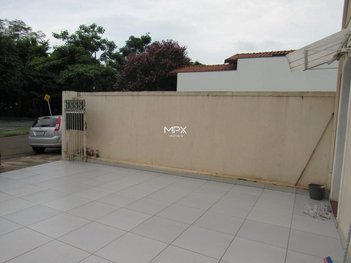 commercial_building em Avenida Professor Alberto Vollet Sachs, Vila Independência - Piracicaba - SP