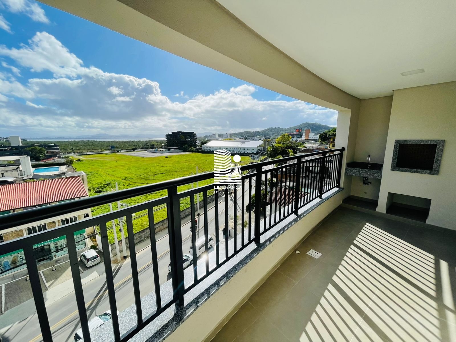 WhatsApp Image 2025-10-22 at 09.41