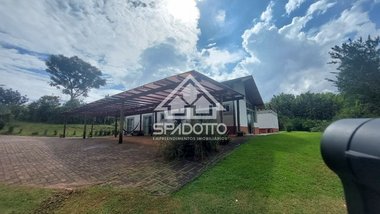 agricultural em Rodovia Gastão Dal Farra, Jardim Aeroporto - Botucatu - SP