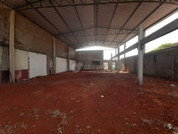 industrial em Avenida Monsenhor Eduardo, Bom Jesus - Uberlândia - MG