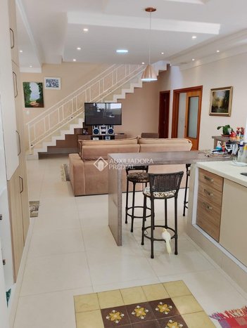 house em Avenida Hodges Danelli, Piracangaguá - Taubaté - SP