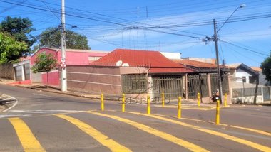 commercial_building em Rua Félix Chenso, Conjunto Semiramis Barros Braga - Londrina - PR