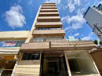 office em Rua Capitão Eleutério, Centro - Passo Fundo - RS