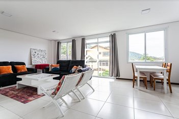 apartment em Laurindo Januário da Silveira, Lagoa da Conceição - Florianópolis - SC