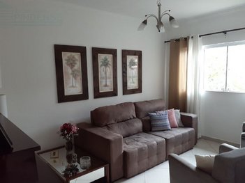 house em Rua Doutor Annibal de Jesus Pinto Monteiro, Loteamento Alfredo Abilio Flores - Pindamonhangaba - SP