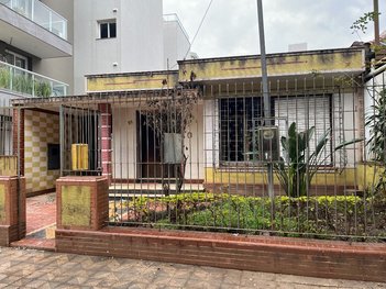 house em Grão Pará, Menino Deus - Porto Alegre - RS