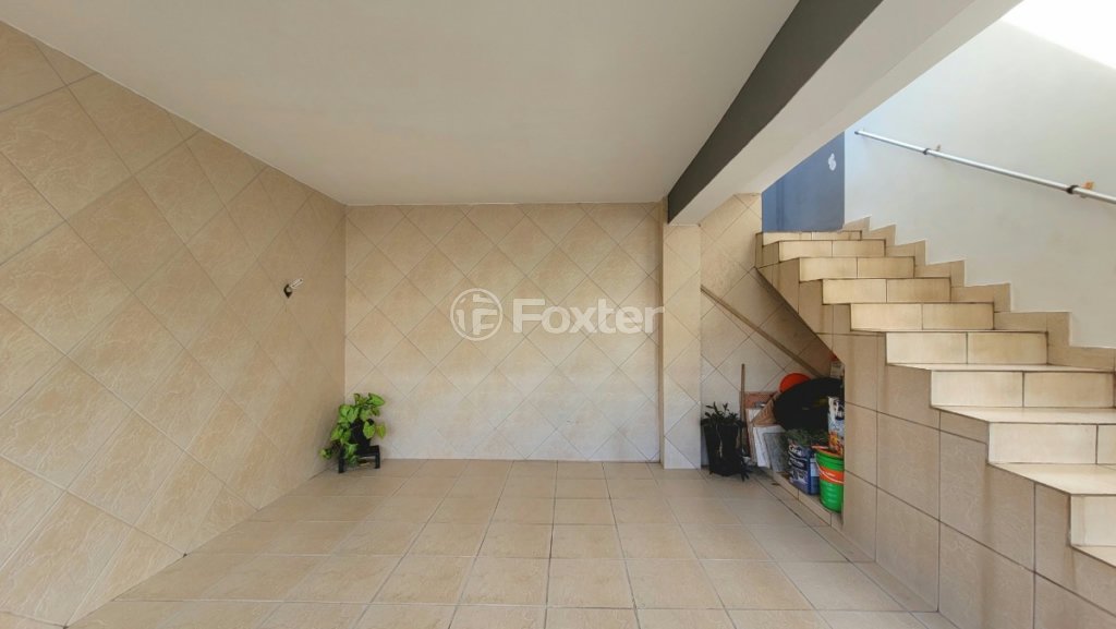 1739302365165-garagem_20_2_.jpeg