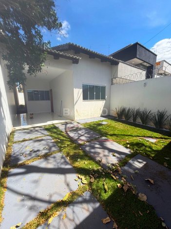 house em Rua MDV 29, Moinho dos Ventos - Goiânia - GO