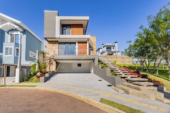 house em Rua Adolfo Inácio de Barcelos, Centro - Gravataí - RS