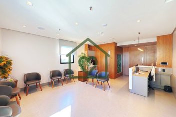 office em Avenida Luiz Manoel Gonzaga, Três Figueiras - Porto Alegre - RS