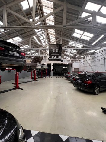 industrial em Rua Juquis, Indianópolis - São Paulo - SP