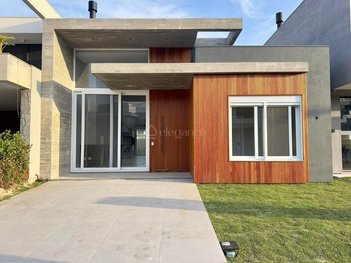 house em Rua Rio Camisas, Centro - Xangri-Lá - RS