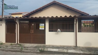 house em Rua Francisco Muhlbauer, Conjunto Residencial Araretama - Pindamonhangaba - SP